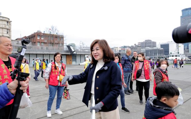 邱佩琳率550名志工拚掃市容 迎接基隆建城400年