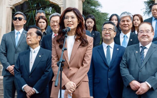 南京中山諒陵 鄭麗文哽咽：希望種下和平