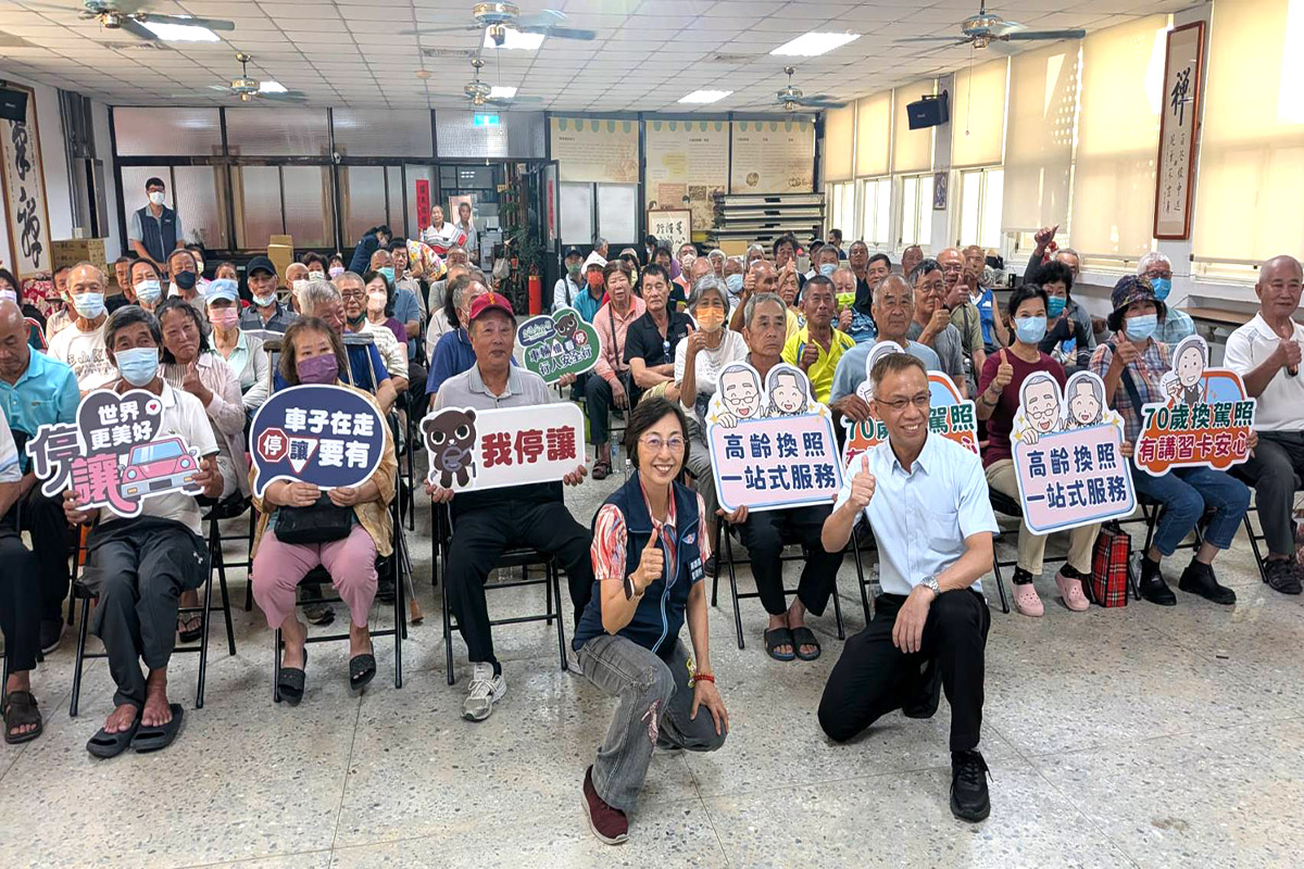 高雄水母湖水質突然清澈 有利水母生長