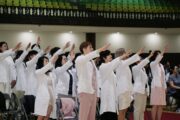 肩負守護健康使命 輔英科大保健營養系學生加袍授證