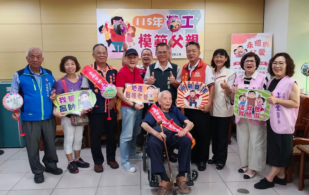 仁武警夜市二度開講！反詐防撞保平安宣導 500人共襄盛舉