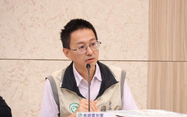 新冠上週門急診就診翻倍破萬  高峰提前至8月中